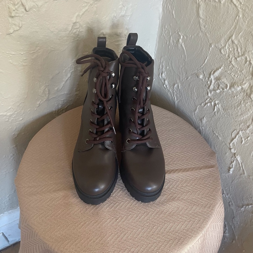 AEROSOLES Brown Ankle Boots